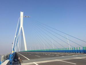 ��ڳ��������µ�ͨ��