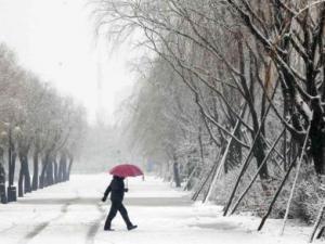 ����ӭ��������ѩ  ��·���Ŷ�벢�ٱ���ͨ