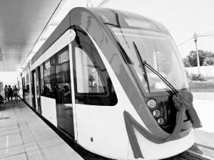 �人�����ִ��й�糵�������