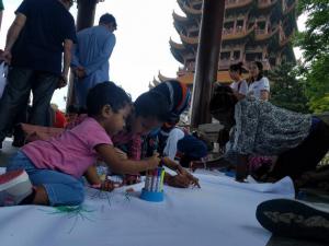  ���ڶ�����•һ���ʶ�ͯ���껪���滭���еĴ��人 