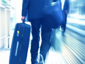 �人�������վ��ǰӭԪ��С���ٿ����߷�