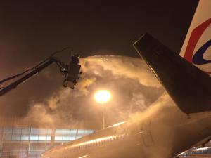 ��ѩ��Ϯ �����人��˾ȷ���ÿͳ��а�ȫ˳��