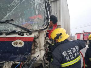 ����Ӵ���58��  �人������ս������ѩ������һ��