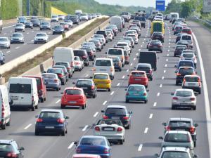 ����һ���ٽ� �人��ͨӵ��ָ������6.4% 