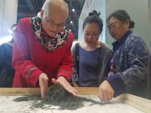 ��ʩ��¶��������ʤΰ�����������ô���׼���