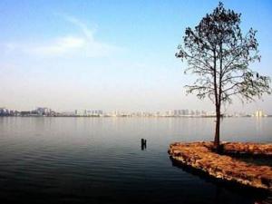 ���ĳ�����������������400������/�� 2018���人�мƻ�ʵʩ����ˮ���Ρ���Ŀ446��