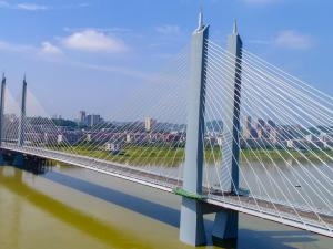 �人����н��ĺ�����������Ž���ͨ��