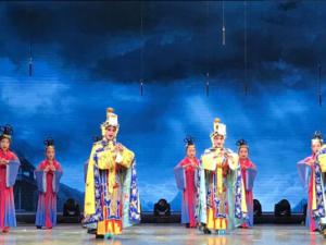 ��ɽ60����ѧУС��Ա������⾭�� 