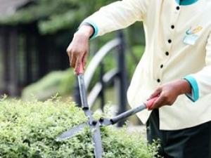 �人��ҵ�¹棺��������ҵ����߷���3��Ԫ ��Ƿ��ҵ�ѻ���ʧ������