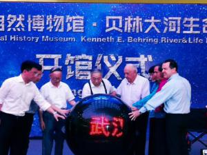 �人��Ȼ�����•���ִ����������ʽ����