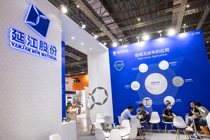 �ӽ��ɷ������ǿ�Ƽ�ıת�� &nbsp; ��������г�����ӯ����209%