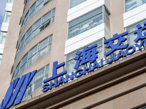 ���˹ɷ�ı����ɼ�ǿ����ͣ������ &nbsp; ������۷��ۿ�19��ת������ͻΧ