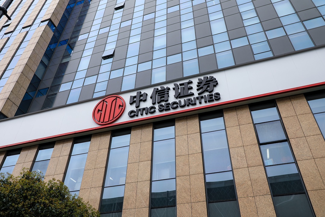 ֤ȯȴ׬94.4ڴ¸   гůͶ215